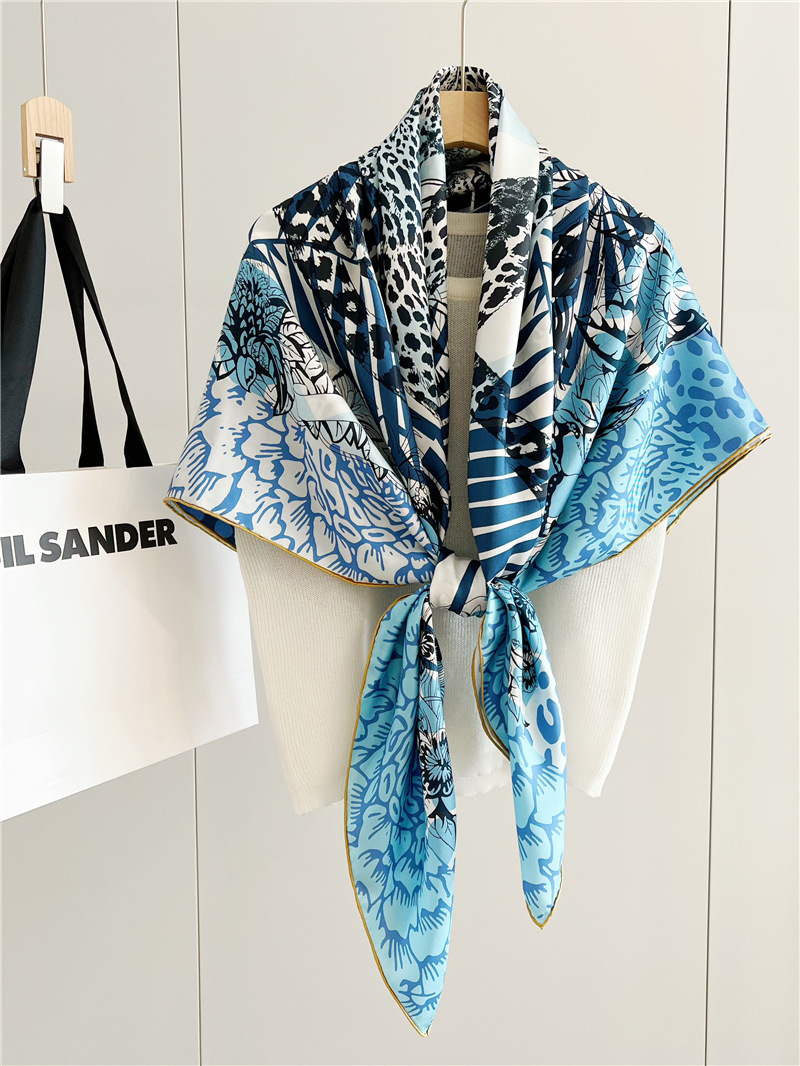 Lion Print Silk Scarf Luxury D - Travel Accessories Neck 评论和价格