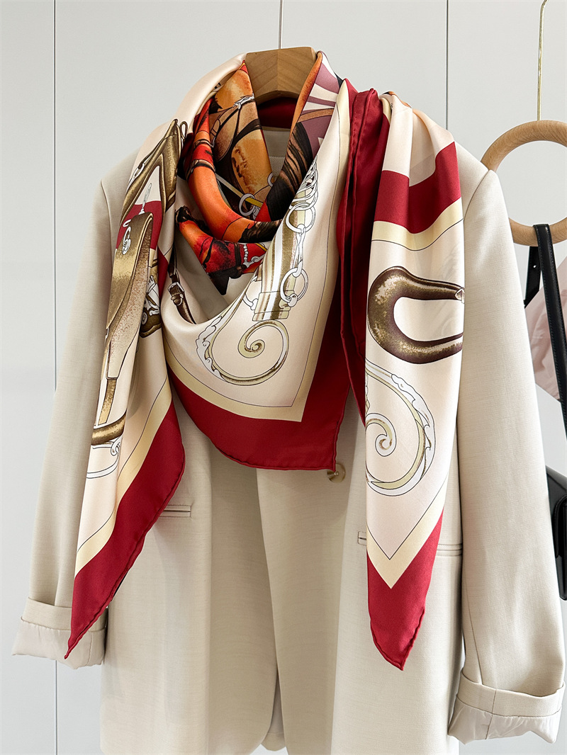 Horse Silk Scarf Luxury Design - Travel Accessories Neck 评论和价格
