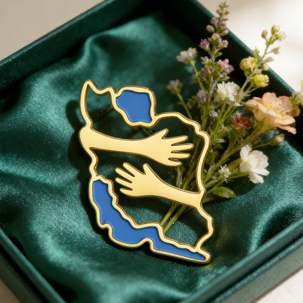 Dawapara Iran Map Shape Brooch - Travel Accessories Gift Set 评论和价格